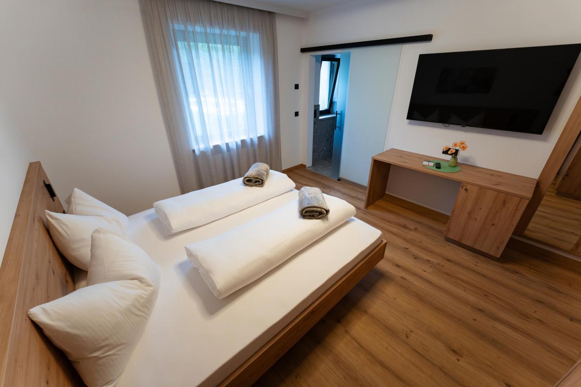 Self Service Hotel Schnalser Hof Naturns Εξωτερικό φωτογραφία