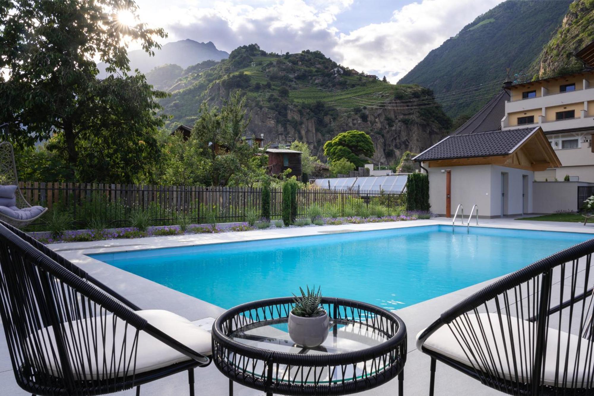 Self Service Hotel Schnalser Hof Naturns Εξωτερικό φωτογραφία