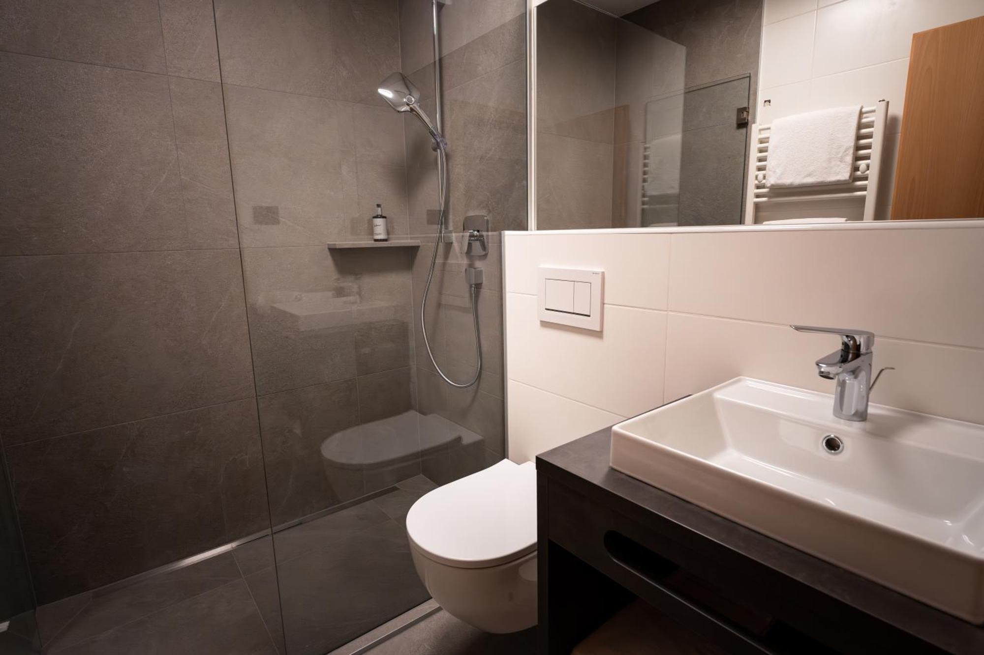 Self Service Hotel Schnalser Hof Naturns Εξωτερικό φωτογραφία