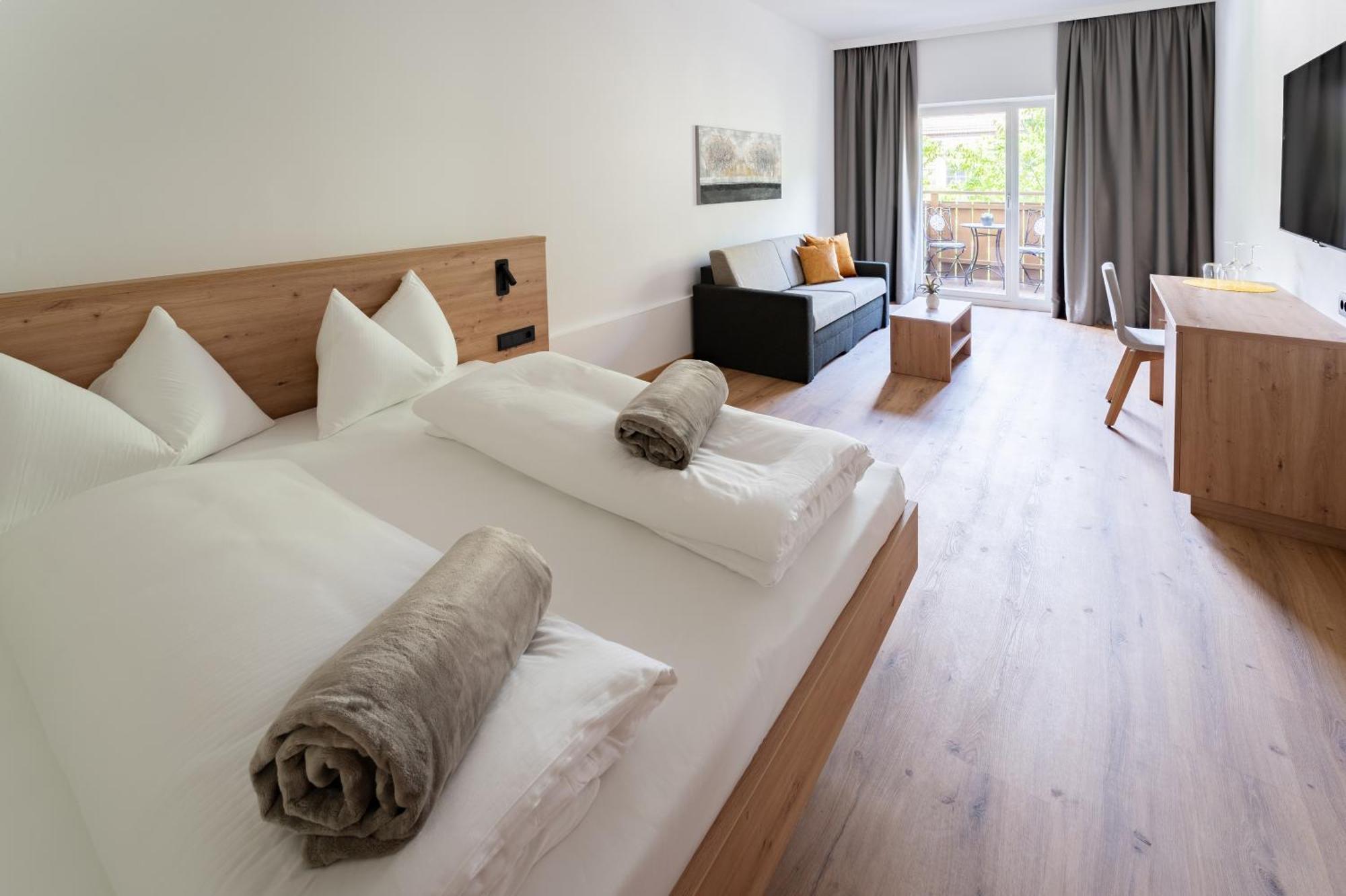 Self Service Hotel Schnalser Hof Naturns Εξωτερικό φωτογραφία