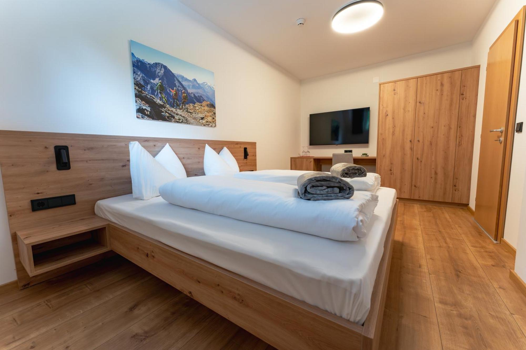 Self Service Hotel Schnalser Hof Naturns Εξωτερικό φωτογραφία