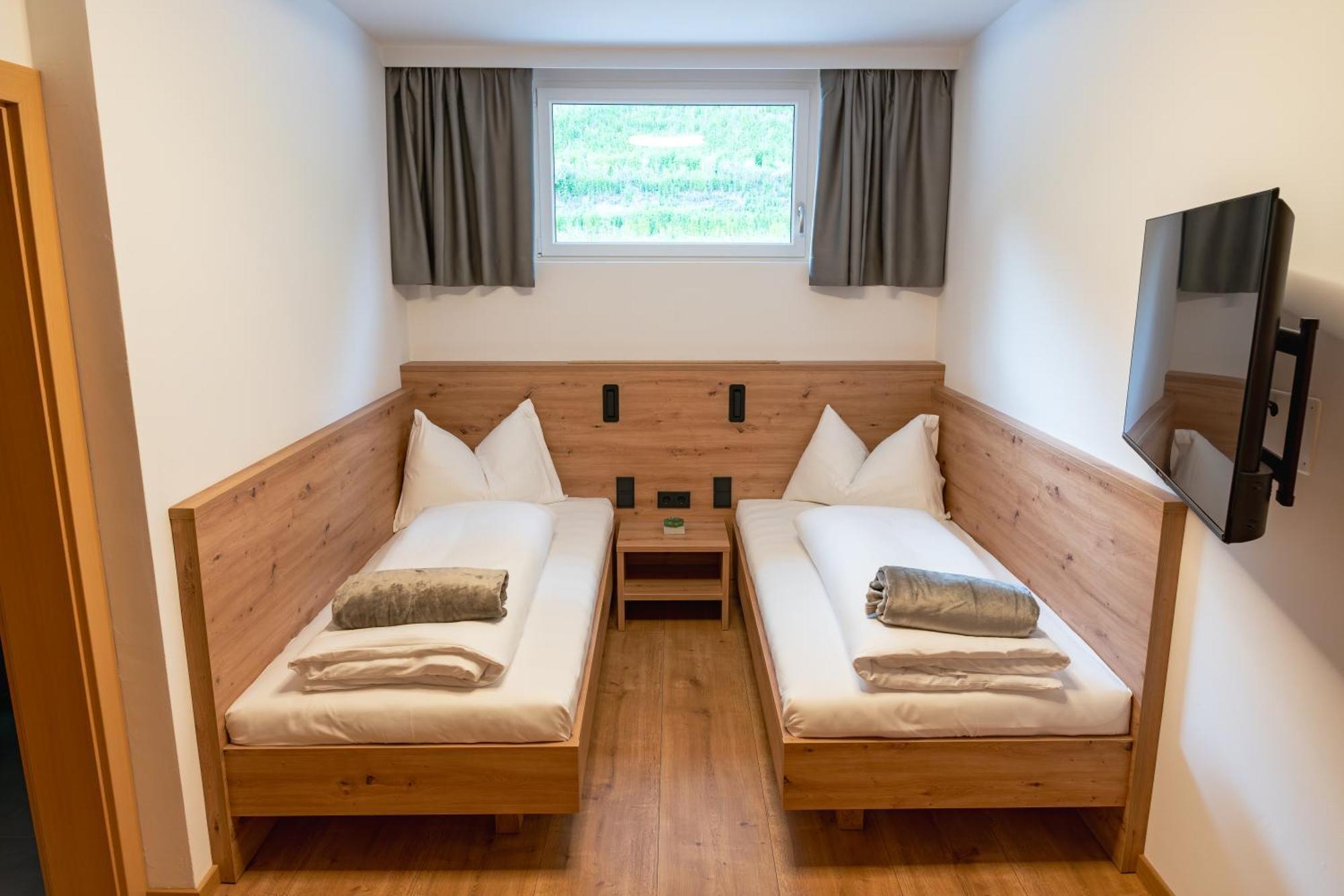 Self Service Hotel Schnalser Hof Naturns Εξωτερικό φωτογραφία