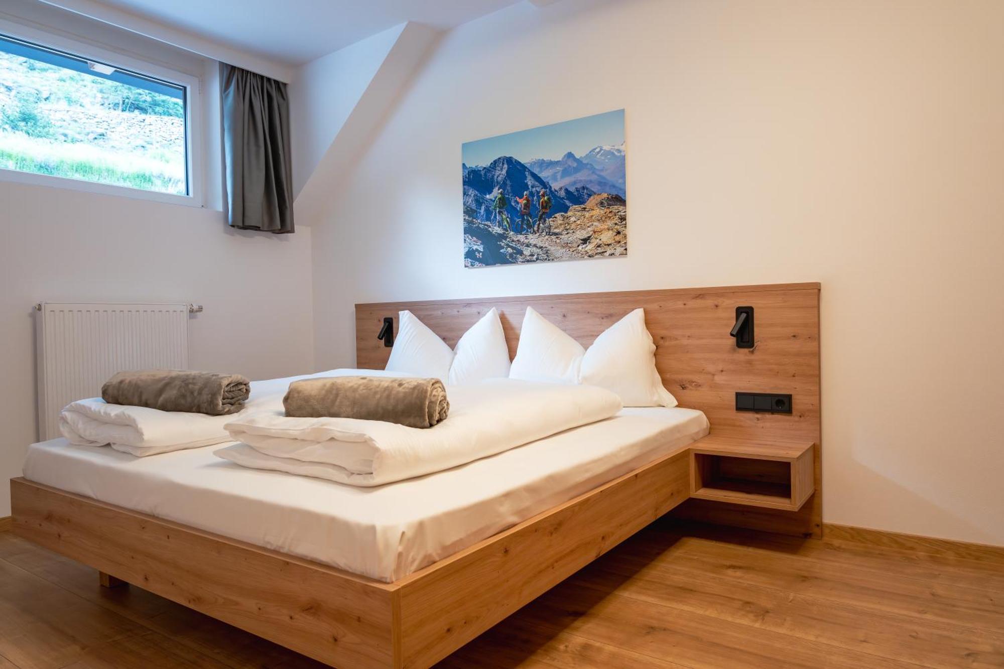 Self Service Hotel Schnalser Hof Naturns Δωμάτιο φωτογραφία